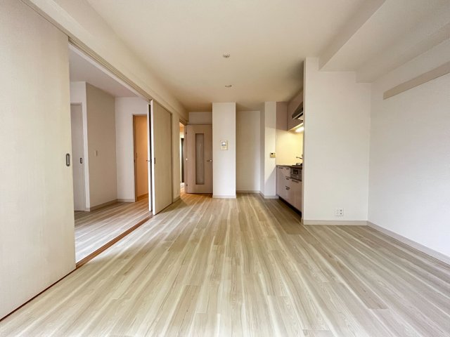 居室・リビング　※別部屋参照写真