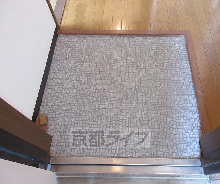 玄関　広々玄関です