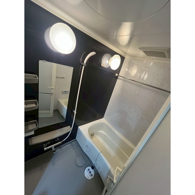 バス・シャワールーム　お風呂で日々の疲れを落としましょう