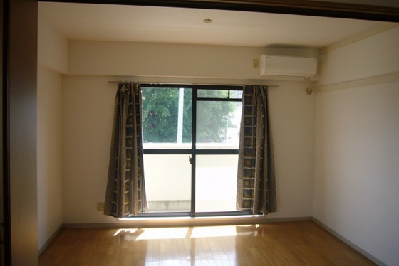 居室・リビング　他号室のお写真です