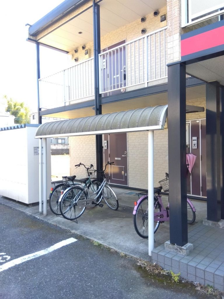 ロビー　駐輪場