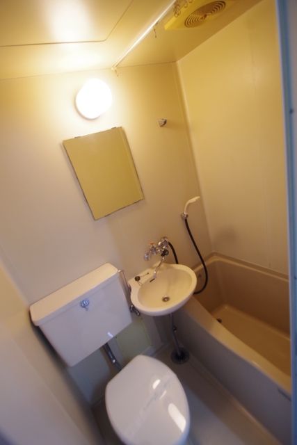 バス・シャワールーム　★清潔感のある浴室★