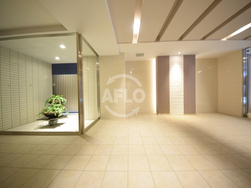 エントランス　アーバネックス心斎橋II　エントランスアプローチ