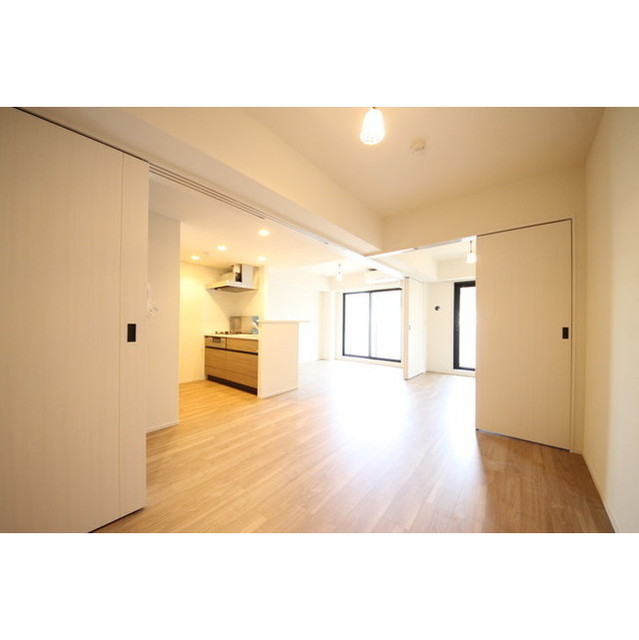 居室・リビング　当社提携物件の為、どこよりも安く早く安心してご契約出来ます。