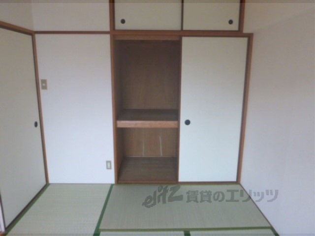 収納　和室収納