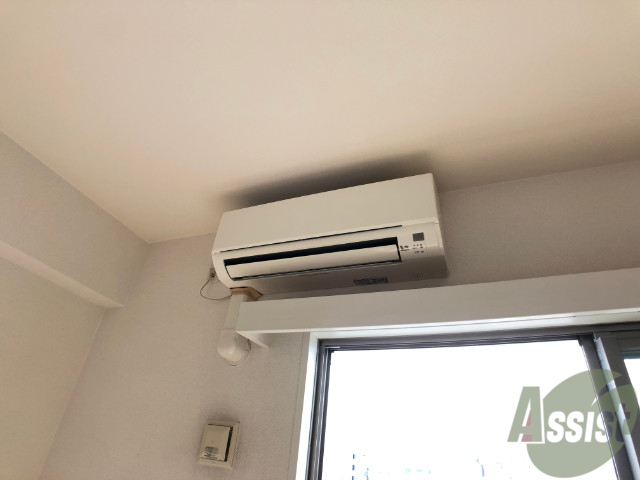 その他設備　エアコンがあらかじめついてます。夏も冬も快適ですよ。