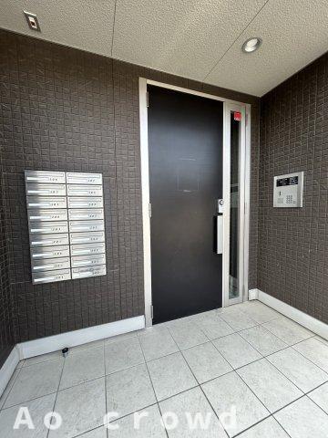 エントランス　気になる物件はまとめてご案内ができます！