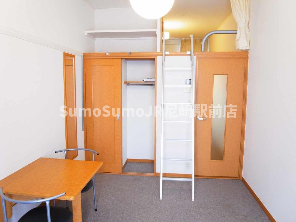 その他　広々とした洋室です