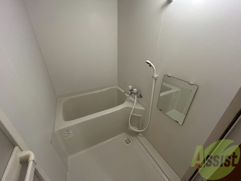 バス・シャワールーム　疲れを癒すには湯船でゆっくりするのが良いですよ。