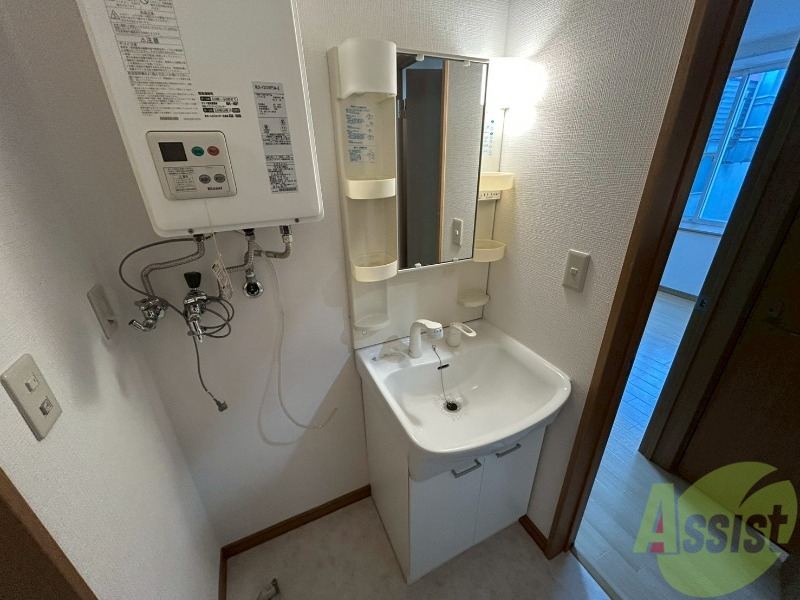 洗面設備　シャンプードレッサーで身支度もラクラクです！