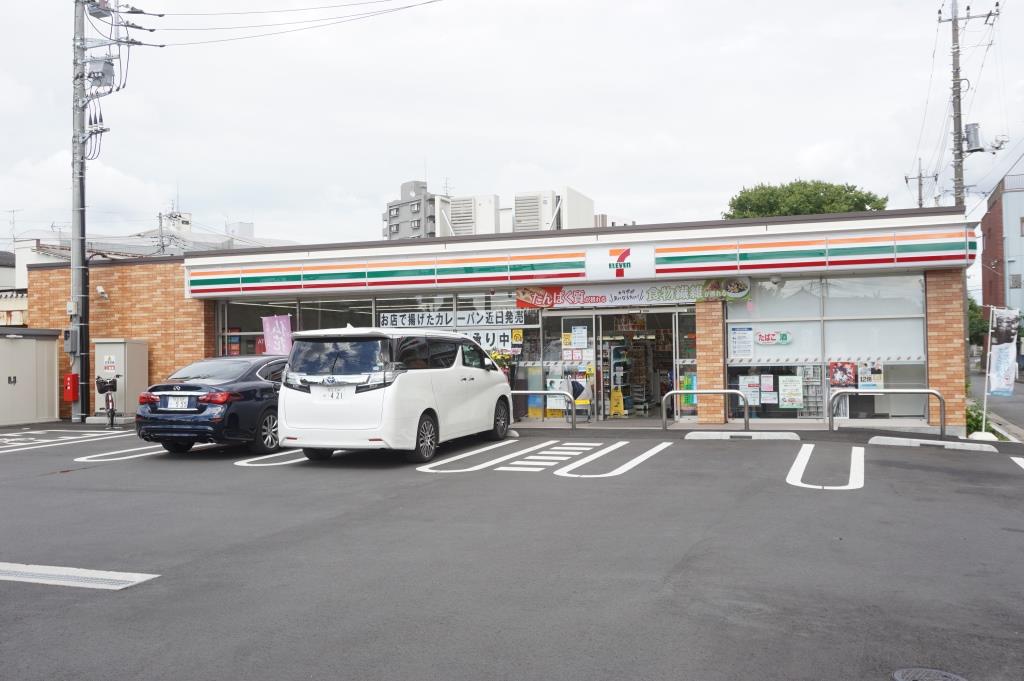 コンビニ　セブンイレブン 足立竹の塚2丁目店（コンビニ）まで256m