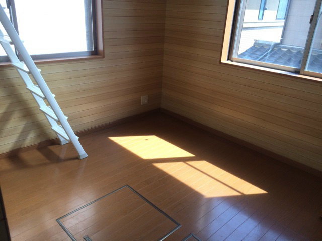 居室・リビング　別号室参考写真