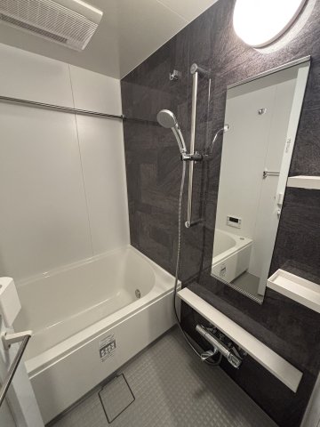 バス・シャワールーム　別部屋参考写真