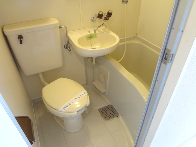 トイレ　シンプルで使いやすいトイレです