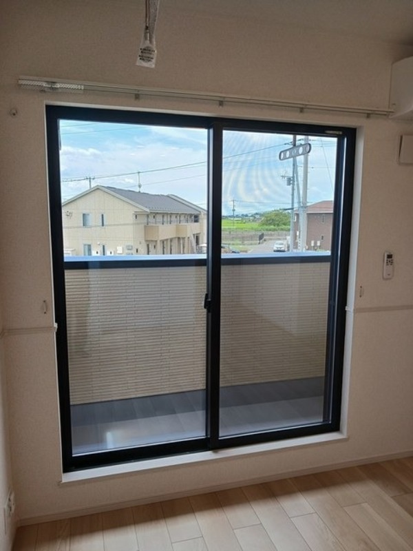 バルコニー　図面と現状に相違がある場合には現状を優先