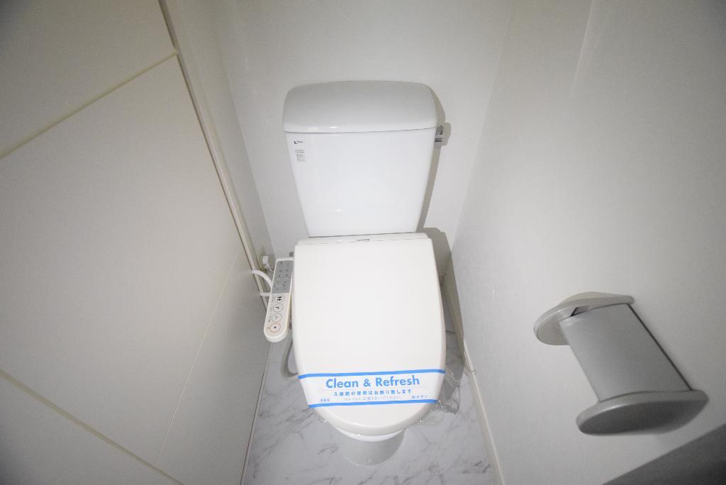 トイレ　シャワー付トイレ