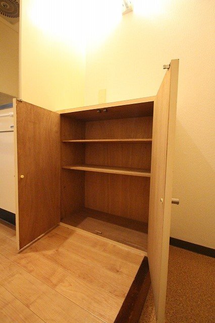 収納　同物件、別号室のものです。