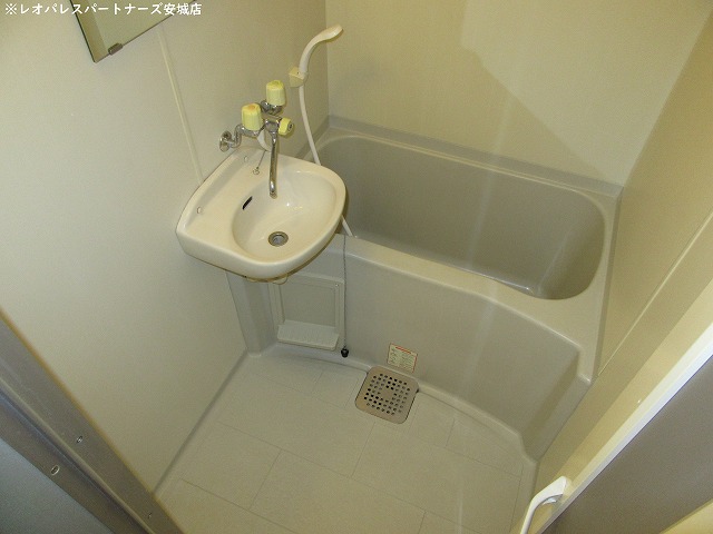 バス・シャワールーム　風呂