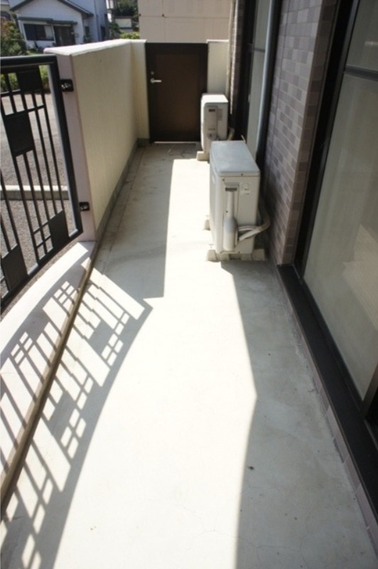 バルコニー　図面と現状に相違がある場合には現状を優先