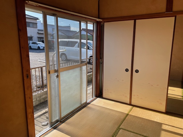 野中5丁目貸家の居間写真