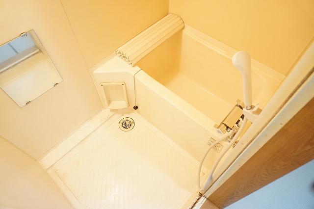 バス・シャワールーム　浴室