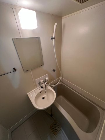 バス・シャワールーム　★ゆったりバスルーム★