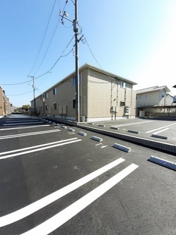 駐車場　車をお持ちの方に嬉しい駐車場付きの物件です