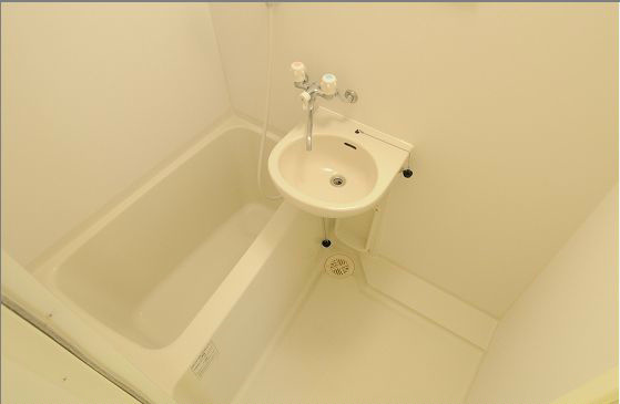 バス・シャワールーム　現状優先