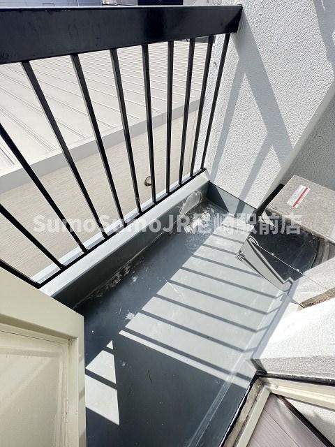 バルコニー　外からの目が気にならないバルコニーで洗濯物が干せます