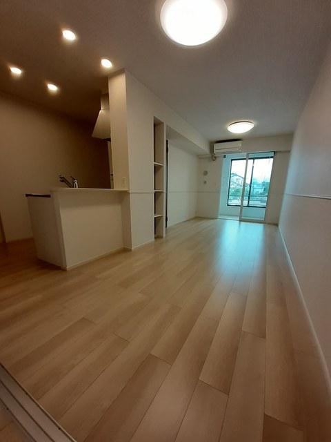 居室・リビング　居室