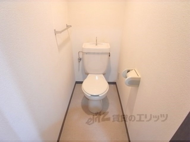 トイレ　ゆったりスペース