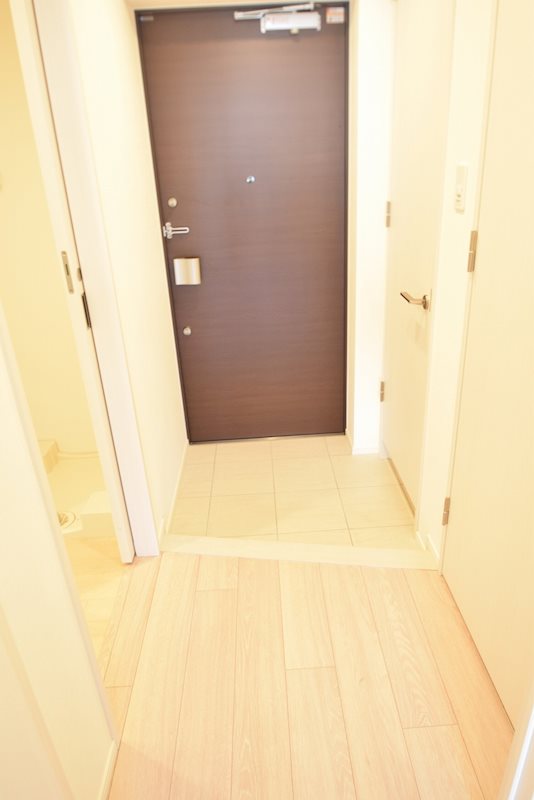 玄関　404号室参考