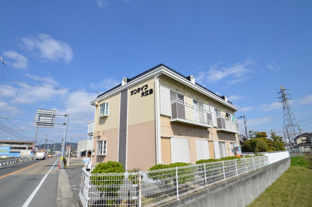 建物外観　リフォーム済でお得な家賃です！