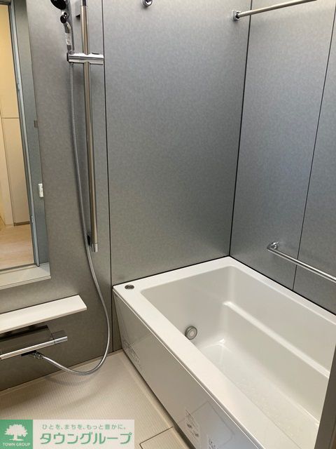 バス・シャワールーム　※写真は同タイプ住戸です。