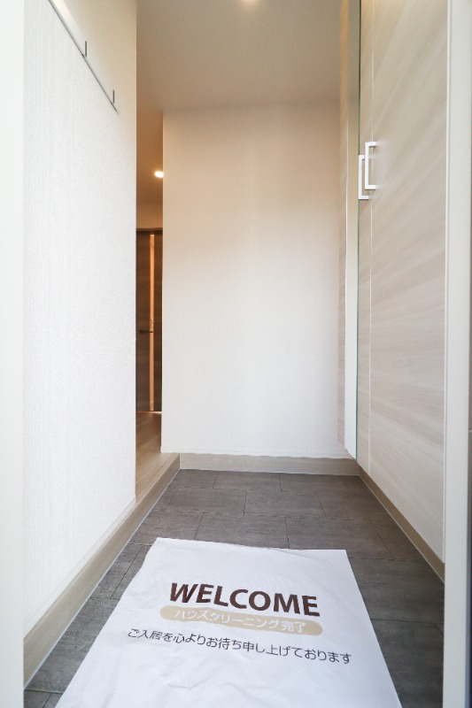 玄関　図面と現状に相違がある場合には現状を優先