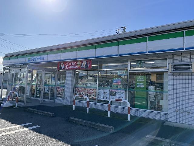 コンビニ　ファミリーマート北上大通り店（コンビニ）まで280m