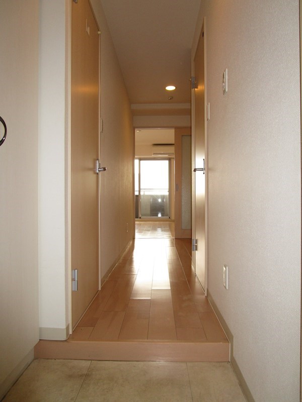 玄関　※参考写真