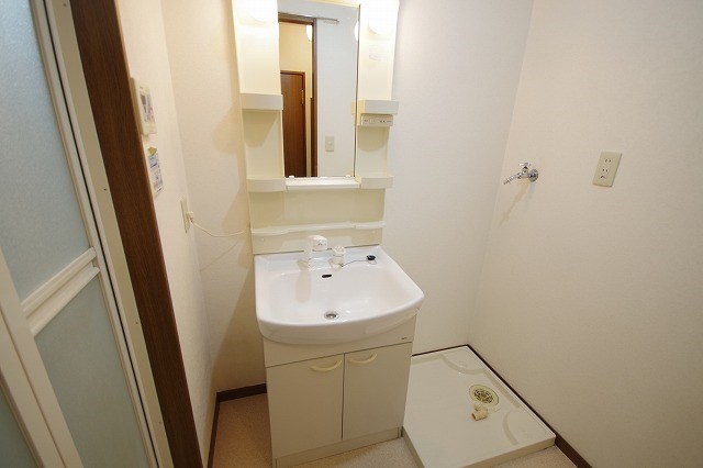 洗面設備　※別号室の写真使用中