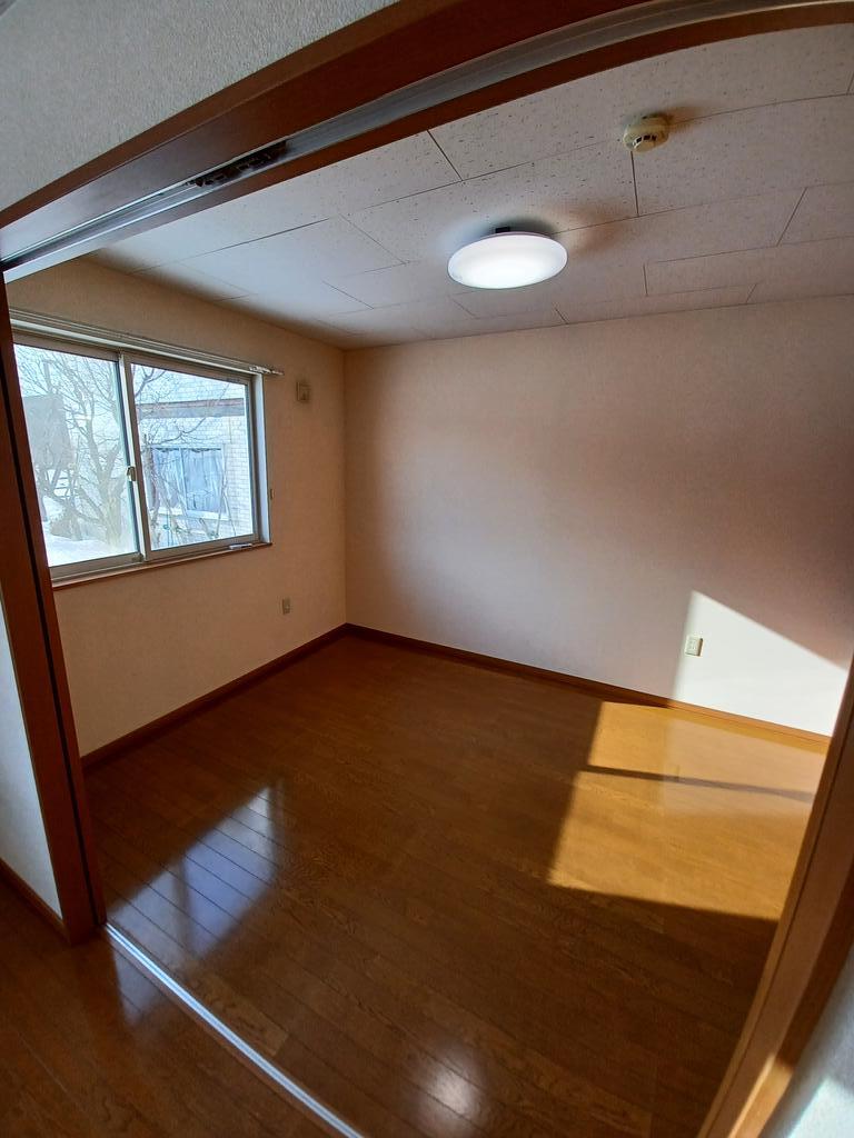 その他部屋・スペース　洋室6帖