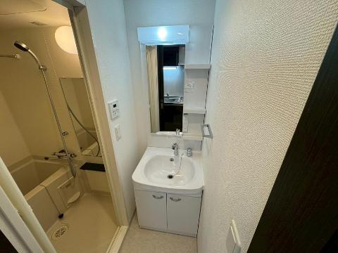 洗面設備　洗髪洗面化粧台