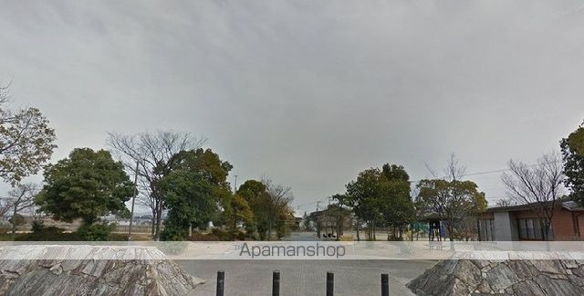 公園　長池中央公園（公園）まで207m