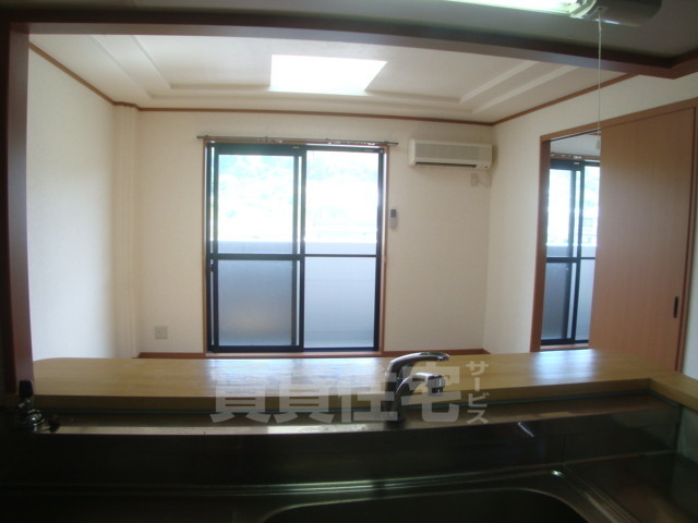 居室・リビング　リビング