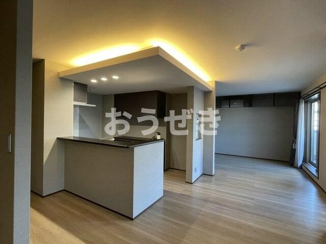 居室・リビング　写真は同タイプ別部屋です