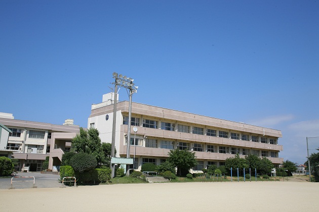 中学校　船橋市立二宮中学校（中学校）まで1350m