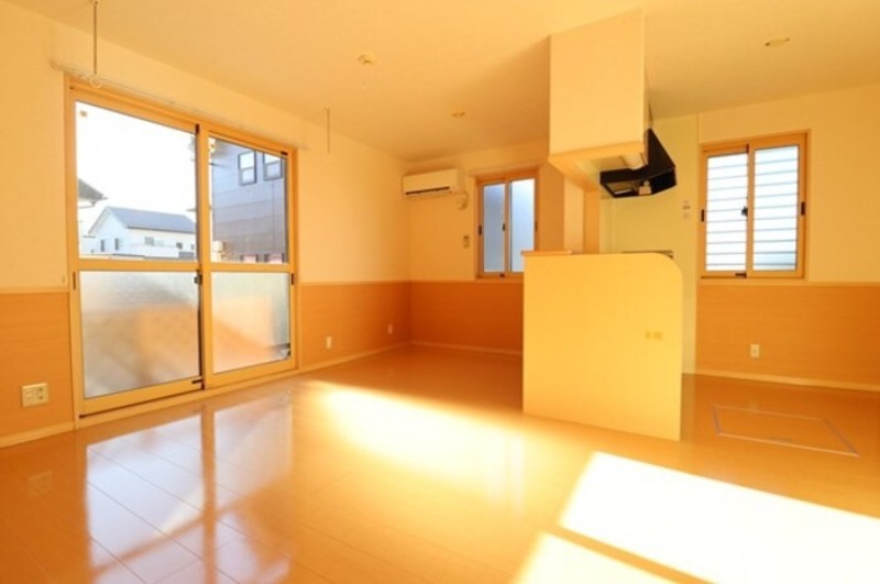 居室・リビング　図面と現状に相違がある場合には現状を優先