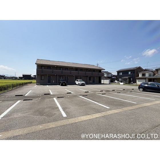 駐車場　融雪駐車場