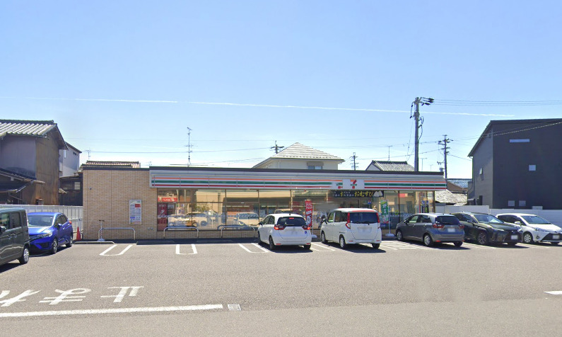コンビニ　セブンイレブン 一宮平和1丁目店（コンビニ）まで961m