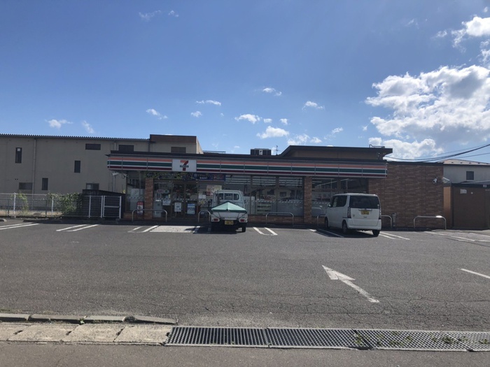 コンビニ　セブン-イレブン 角田錦町店（コンビニ）まで750m