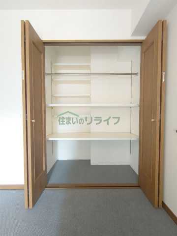 収納　アーバンクリスタル九段下