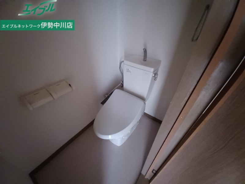 トイレ　別部屋同型タイプ写真